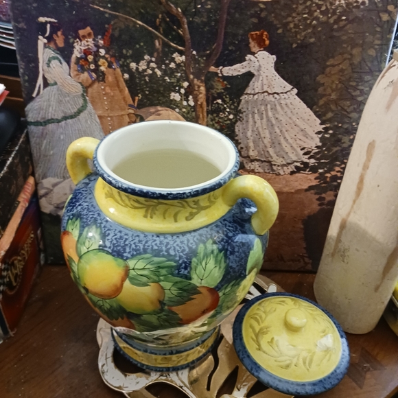 🍪🥠Biscotti Jar, Beautiful and colorful🌯 Handpainted,Beautiful Kitchen Decor🌶 - Picture 9 of 15